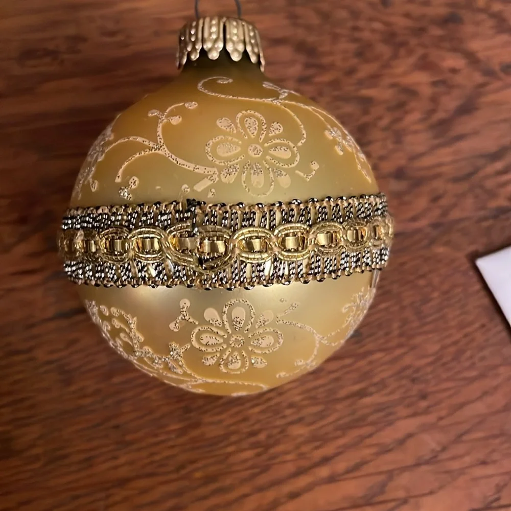 Vintage Glass Christmas Ornaments - Picture 3 of 6